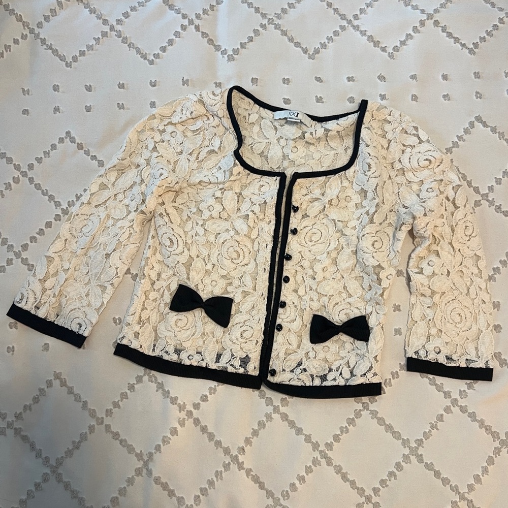 Forever 21 Cream Black Lace Top